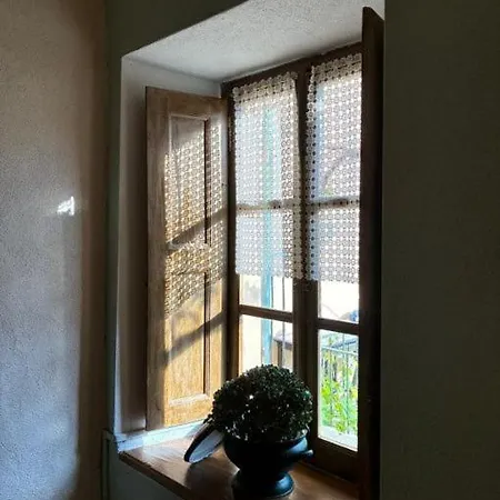 Apartment Il Grappolo 2 *